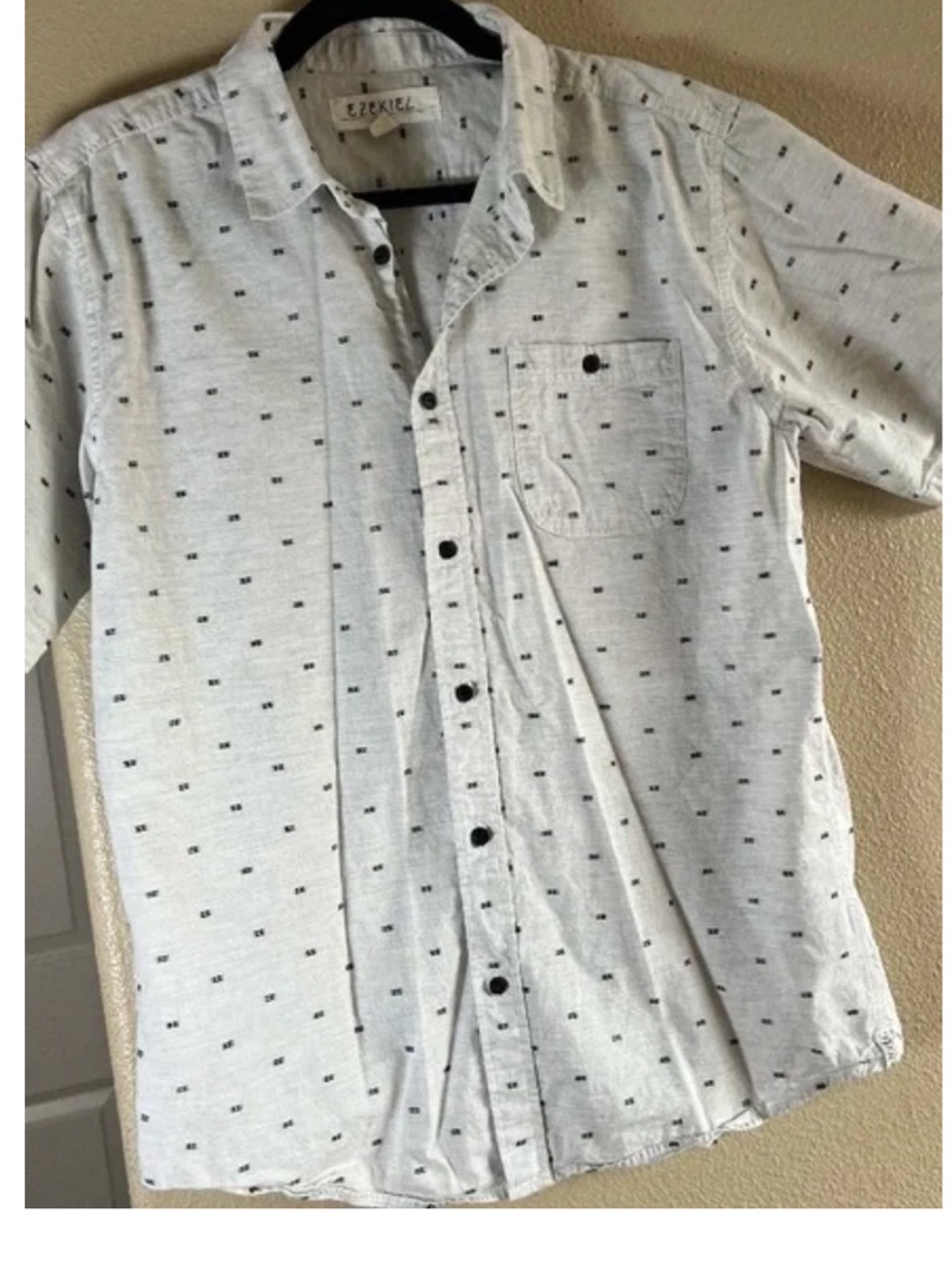 Ezekiel White Short Sleeve Button-Down Shirt with Navy Microdots casual sz Large